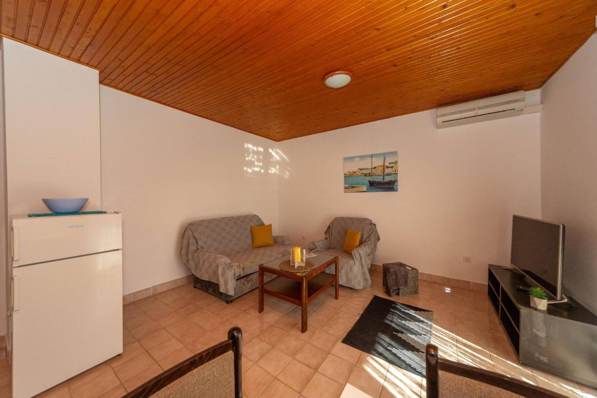 Three Bedroom Apartment In Biograd Weißenburg Exterior foto