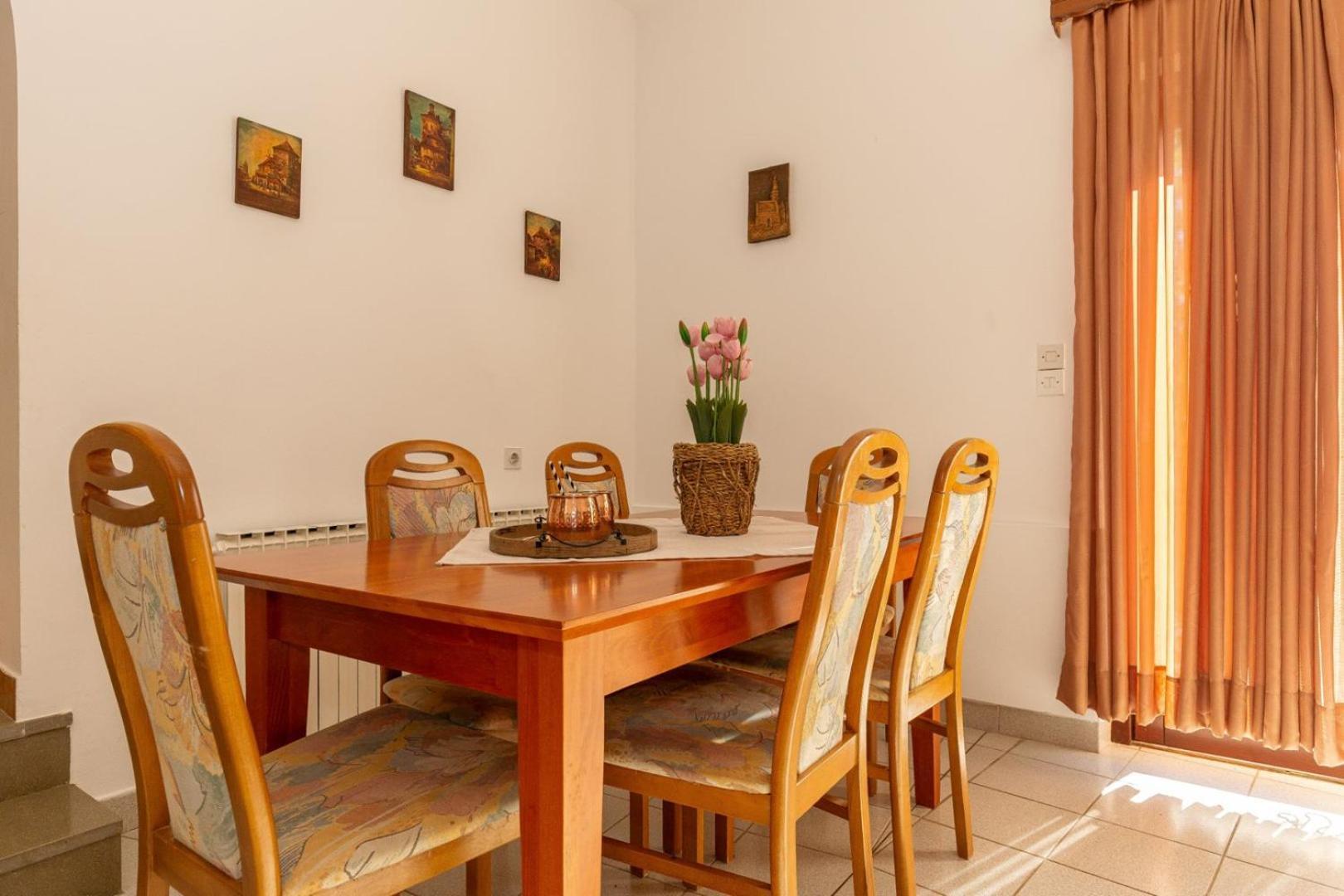 Three Bedroom Apartment In Biograd Weißenburg Exterior foto