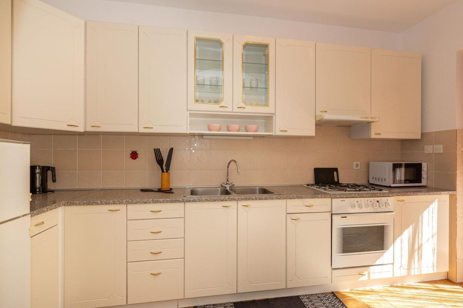 Three Bedroom Apartment In Biograd Weißenburg Exterior foto